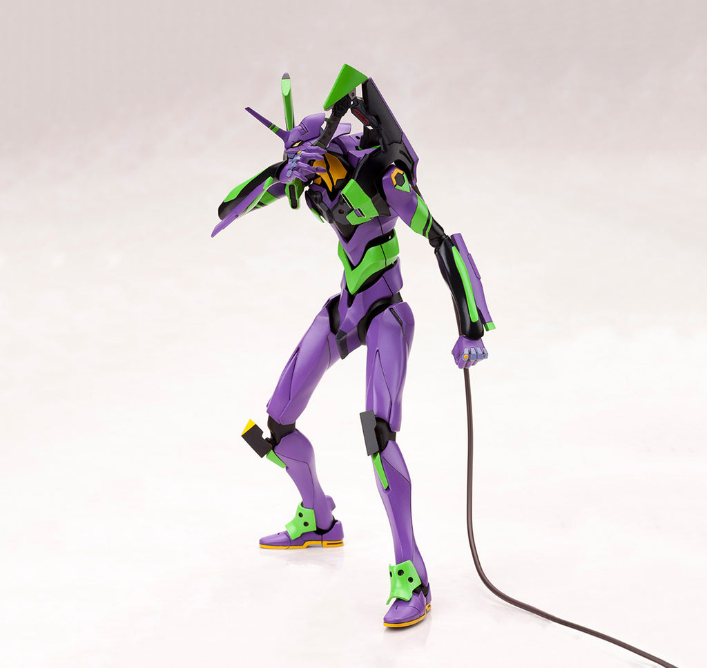 Evangelion Test Type-01 con la Lanza de Cassius