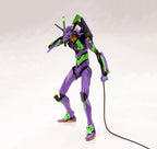 Evangelion Test Type-01 con la Lanza de Cassius